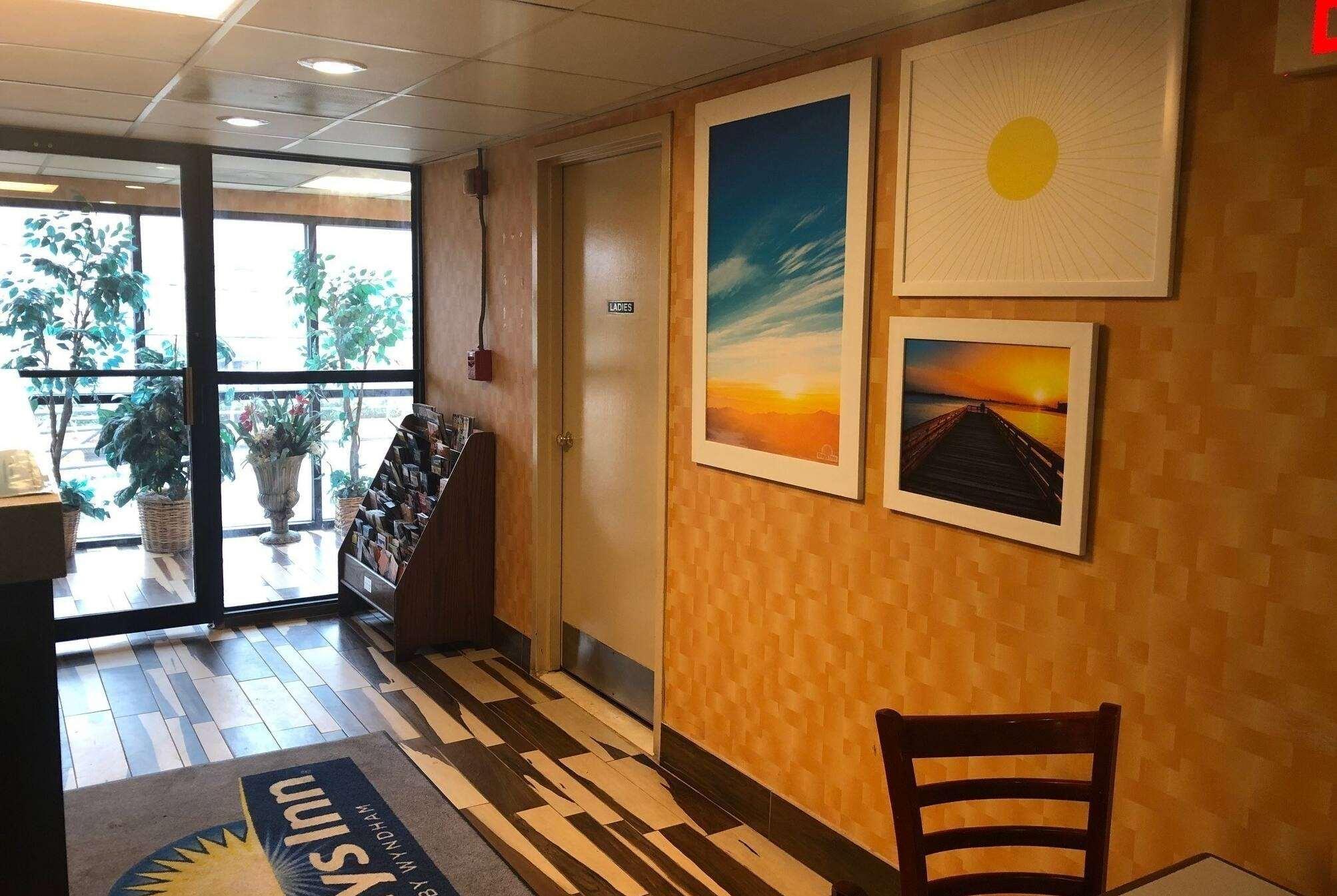 Days Inn By Wyndham Jersey City Exterior foto