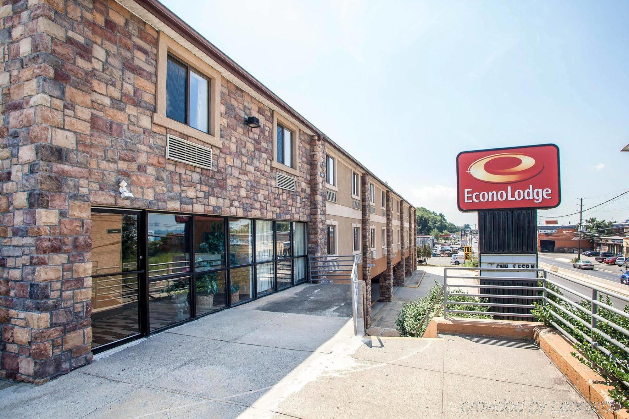 Days Inn By Wyndham Jersey City Exterior foto